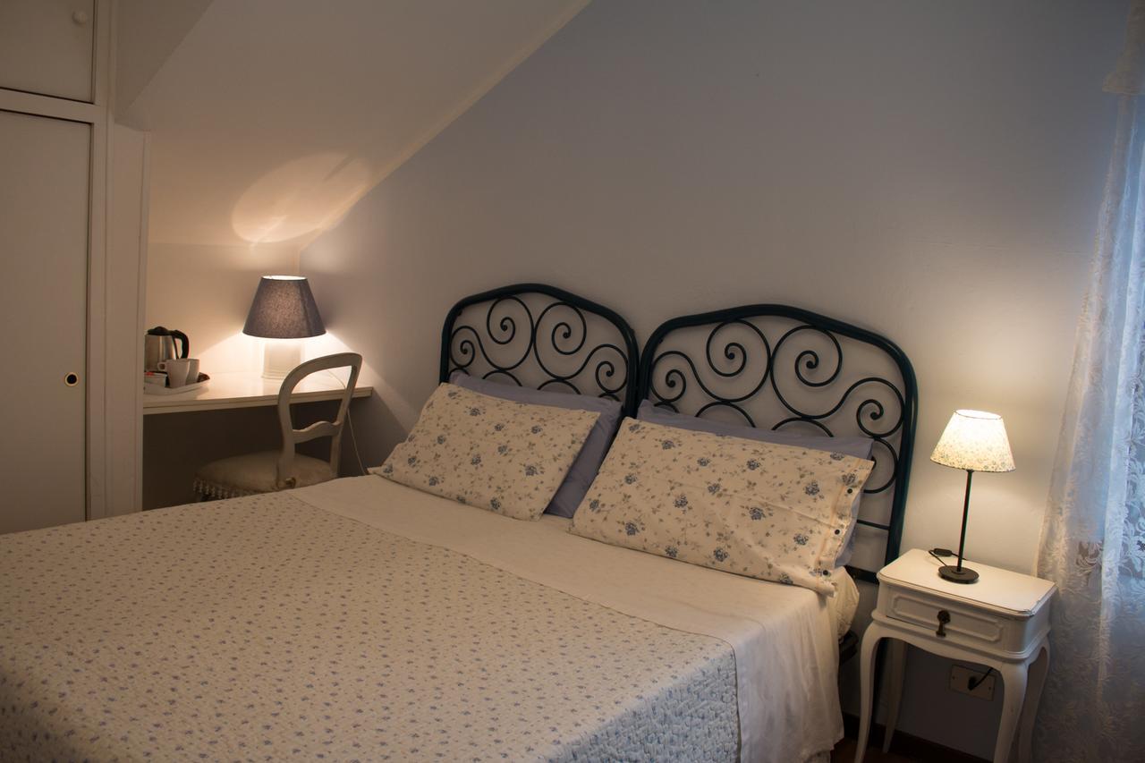 Al Rustico Hotel Torbole Sul Garda Екстериор снимка
