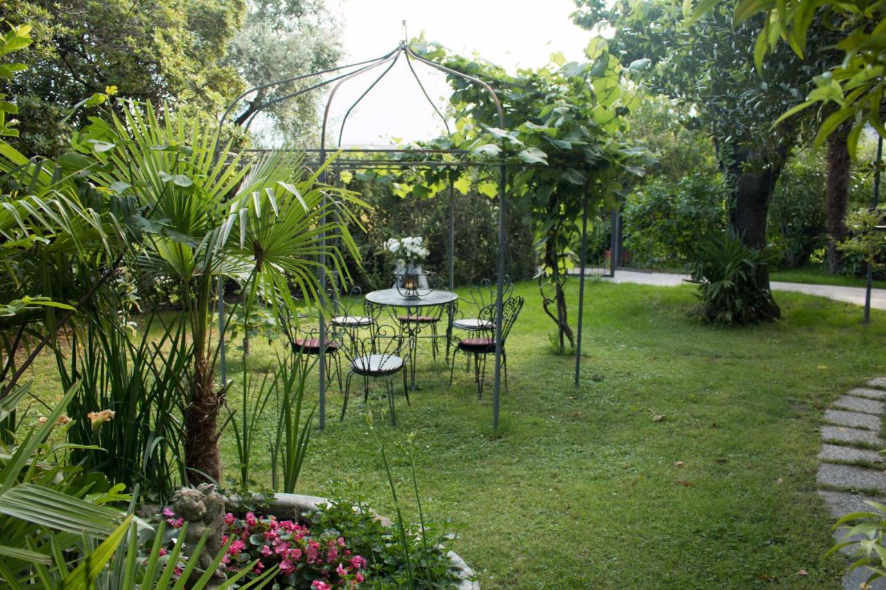 Al Rustico Hotel Torbole Sul Garda Екстериор снимка